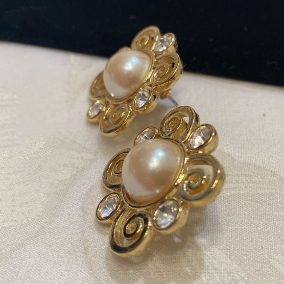 Vintage AJC Faux Pearl And Rhinestone Earrings - Picture 2 of 5